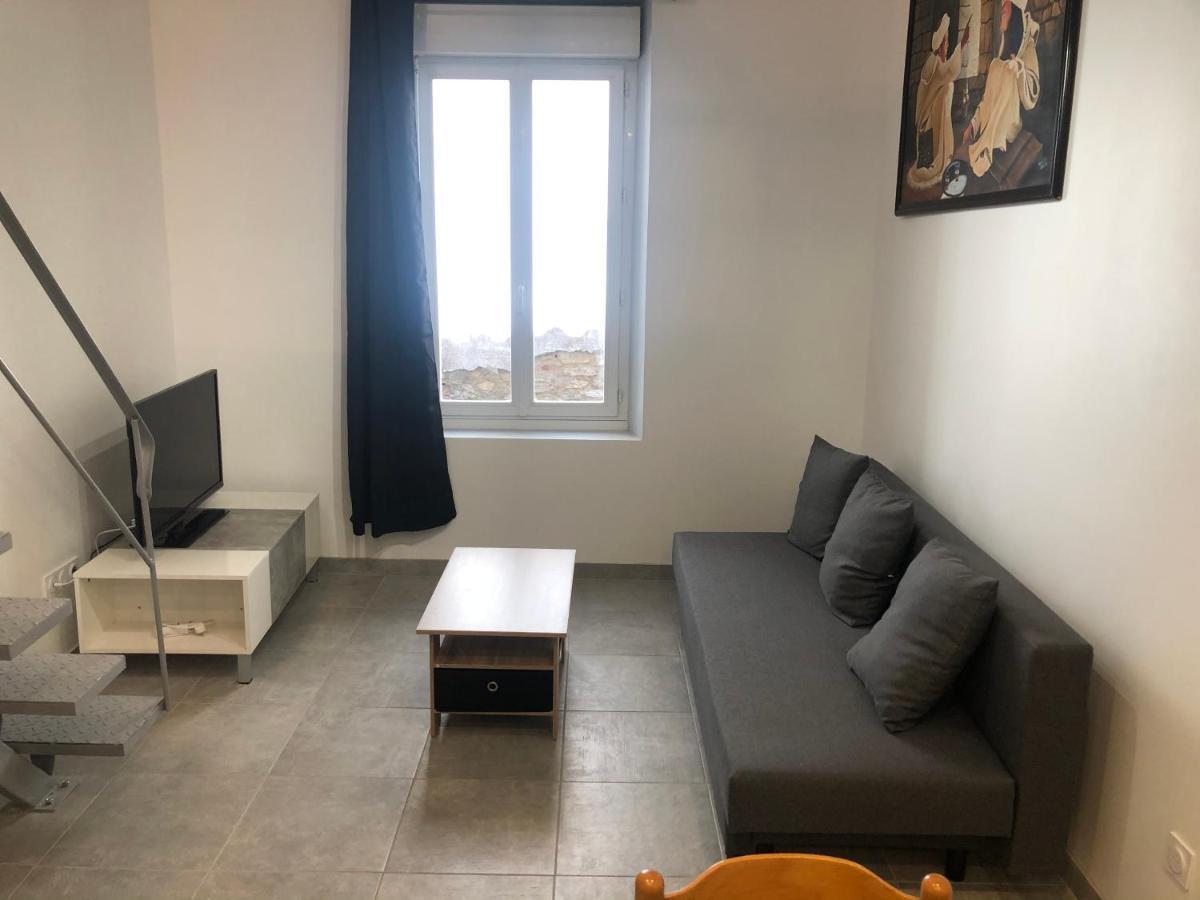 Appartement En Centre Ville Йер Экстерьер фото