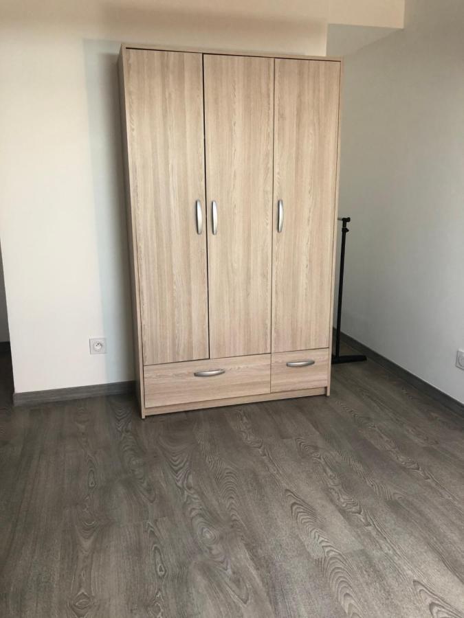 Appartement En Centre Ville Йер Экстерьер фото